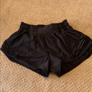 Lululemon shorts 👟